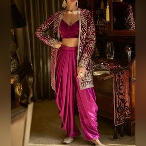 Lashkaraa Magenta Embroidered dhoti set